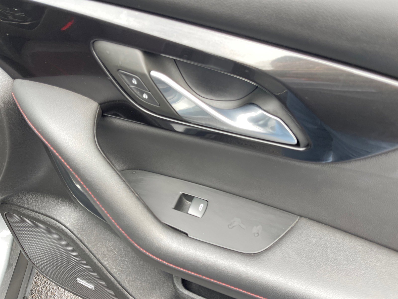 Used 2023 Chevrolet Blazer RS image 20