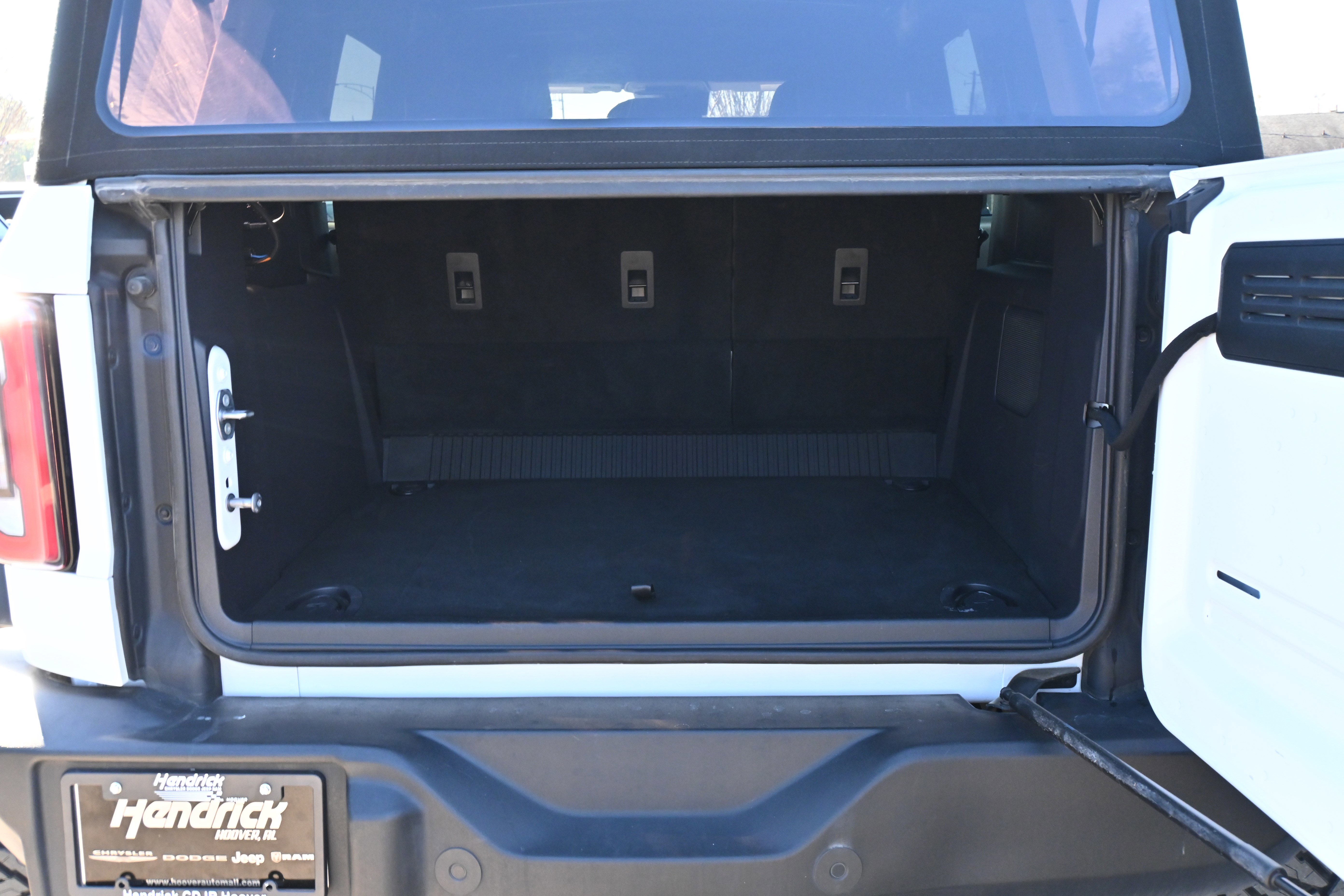 Used 2023 Ford Bronco Wildtrak image 14