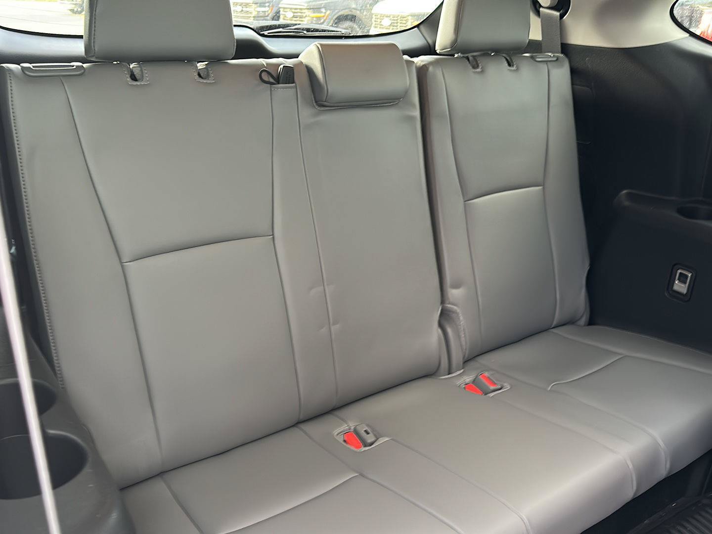 Used 2026 Toyota Highlander Limited AWD/4WD image 13