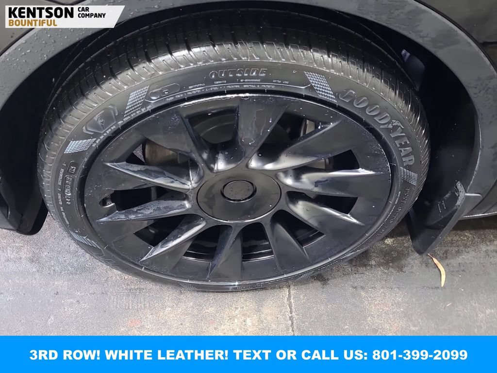 Used 2022 Tesla Model Y Long Range AWD/4WD image 2