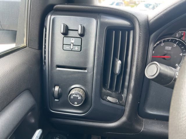 Used 2016 Chevrolet Silverado 3500 W/T w/ WT Convenience Package AWD/4WD image 18