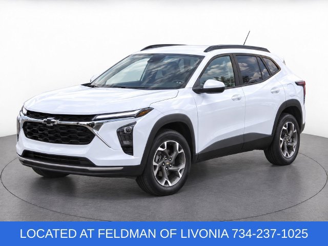 Used 2025 Chevrolet Trax LT w/ Driver Confidence Package FWD image 1