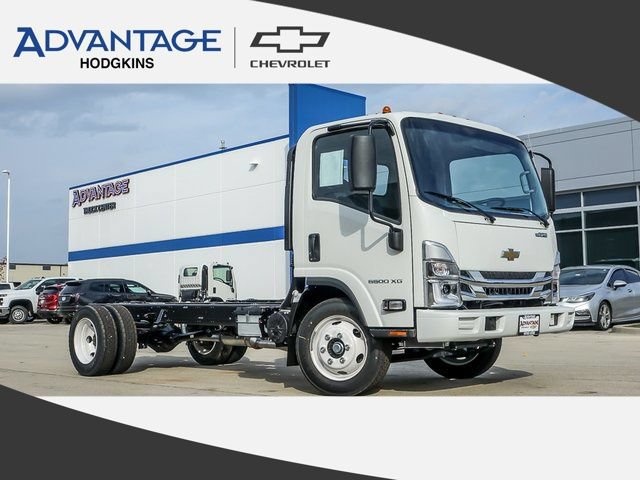 New 2025 Chevrolet Low Cab Forward 5500XG RWD image 1