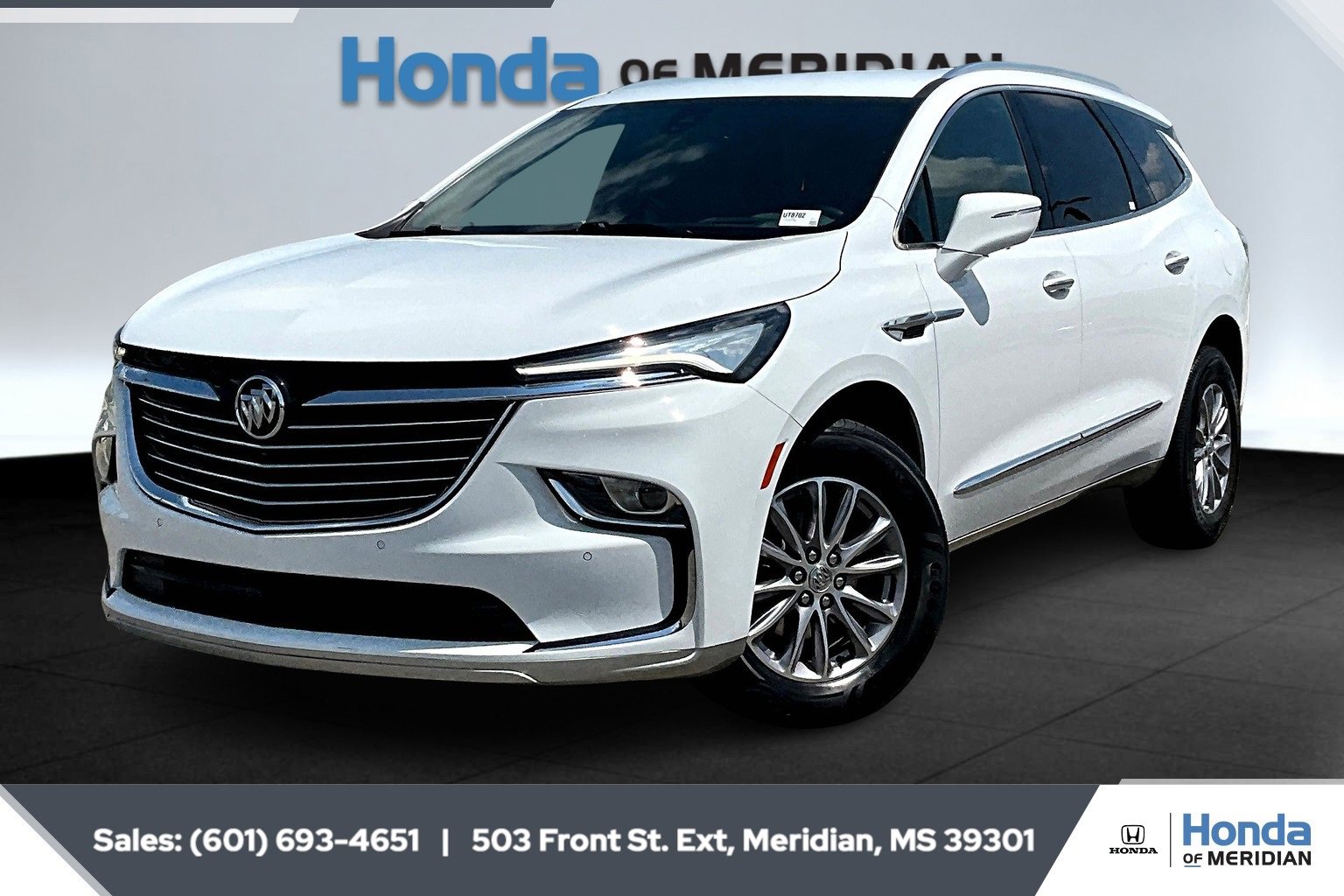 Used 2024 Buick Enclave Premium image 10