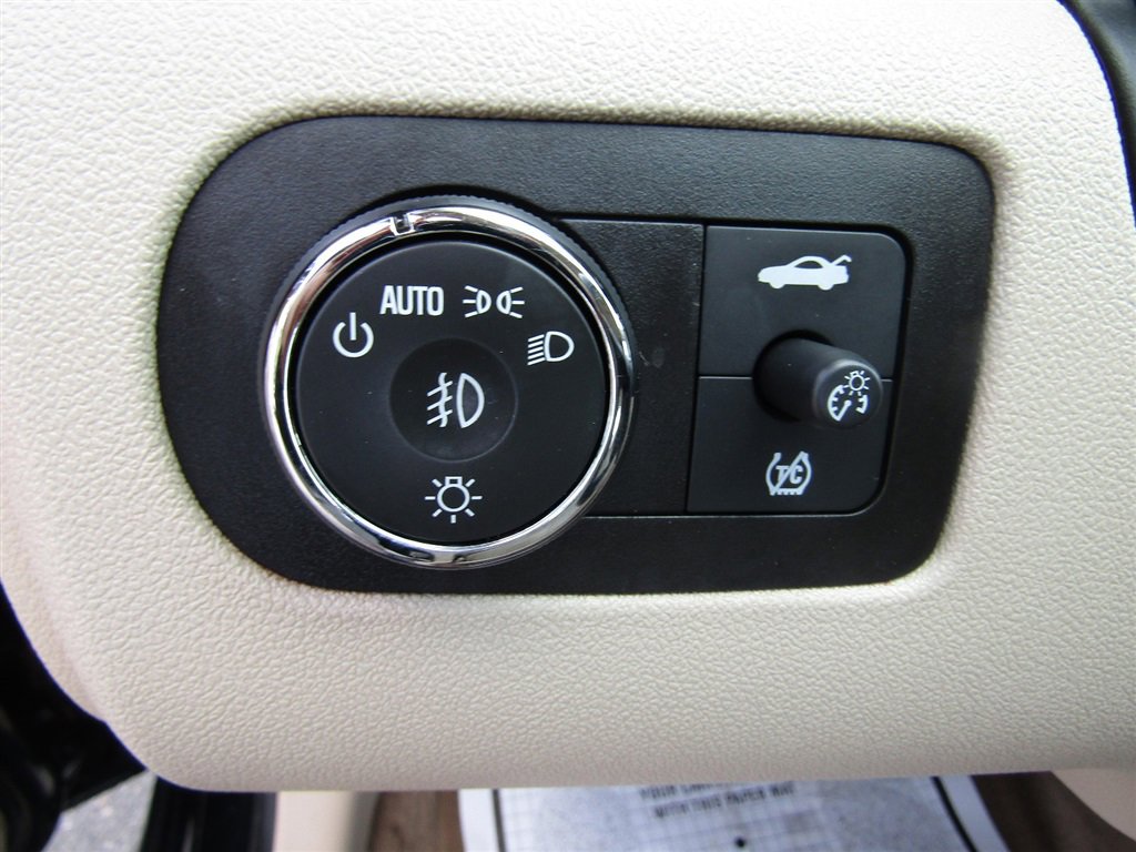 Used 2009 Chevrolet Impala LTZ image 28