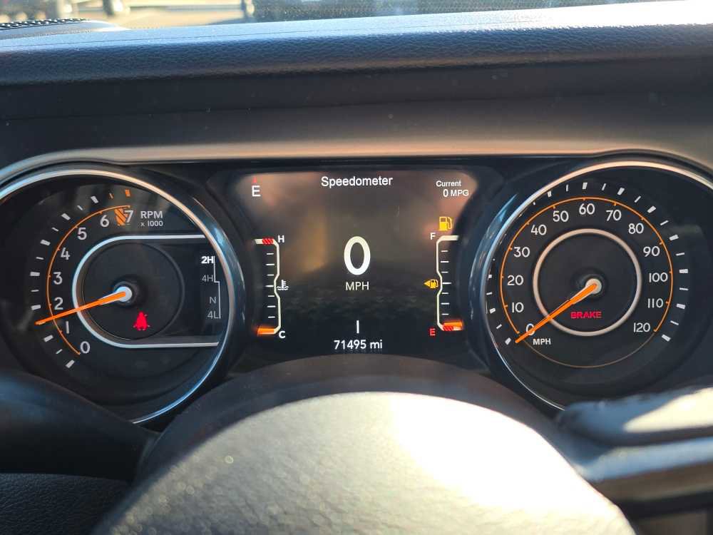 Used 2018 Jeep Wrangler Unlimited Sport w/ Technology Group image 20