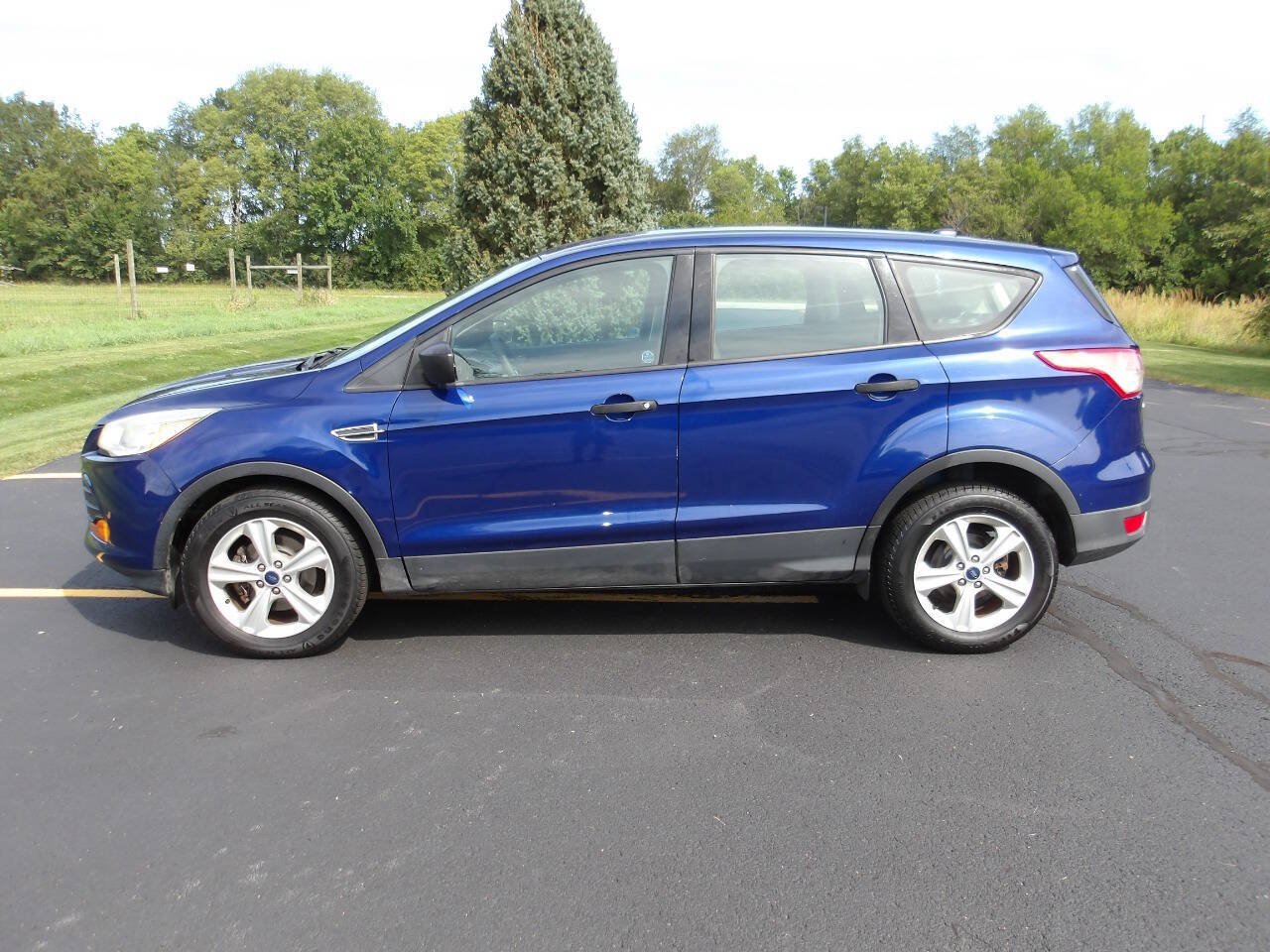 Used 2014 Ford Escape S FWD image 10