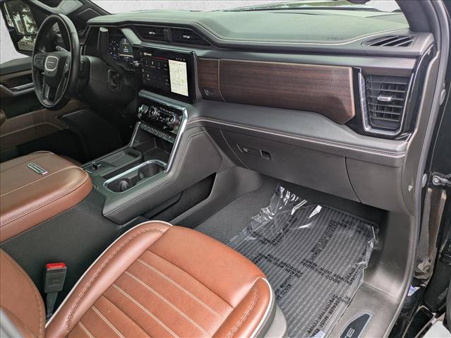 Used 2025 GMC Sierra 2500 Denali Ultimate w/ Max Trailering Package AWD/4WD image 19