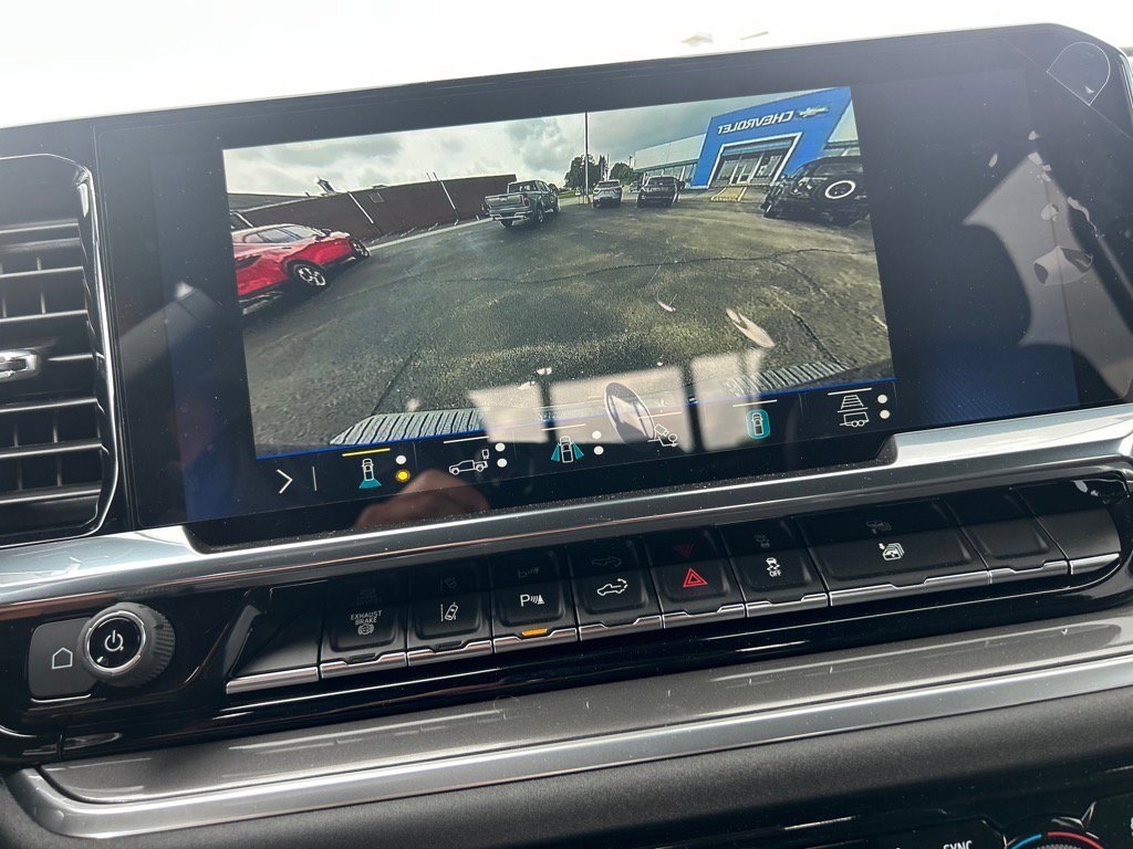 New 2025 Chevrolet Silverado 3500 High Country w/ Technology Package image 9