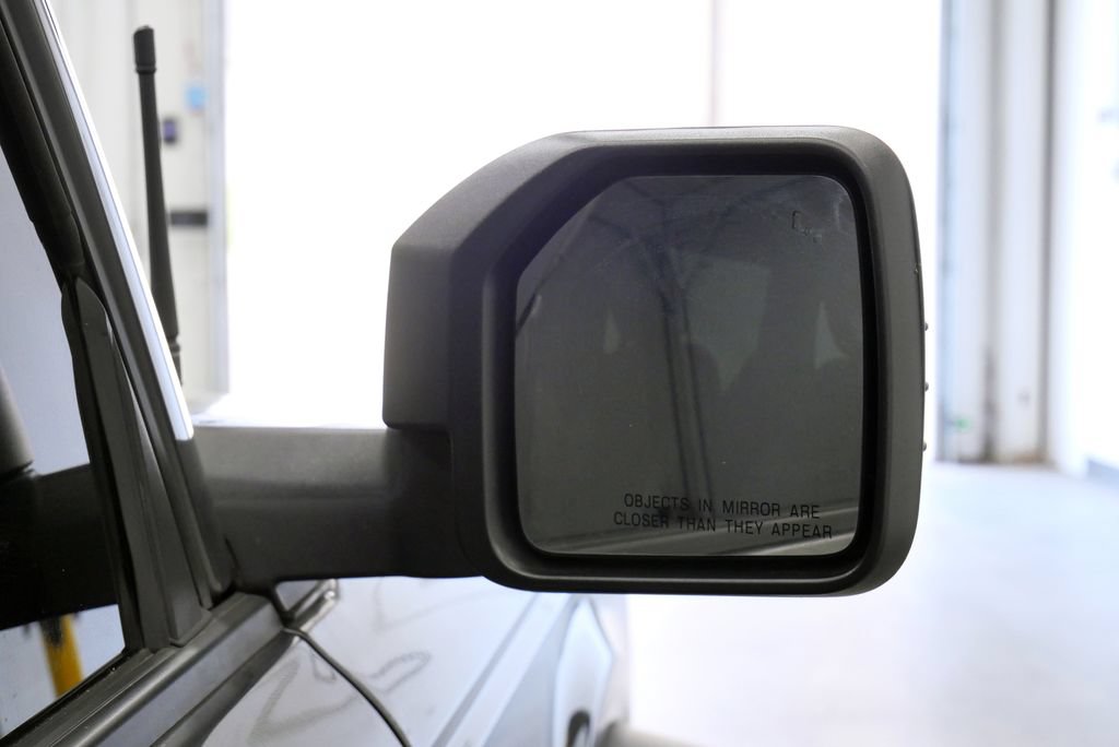 Used 2023 Ford Bronco Wildtrak AWD/4WD image 41