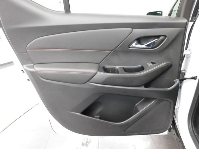Used 2023 Chevrolet Traverse RS w/ LPO, Floor Liner Package image 19