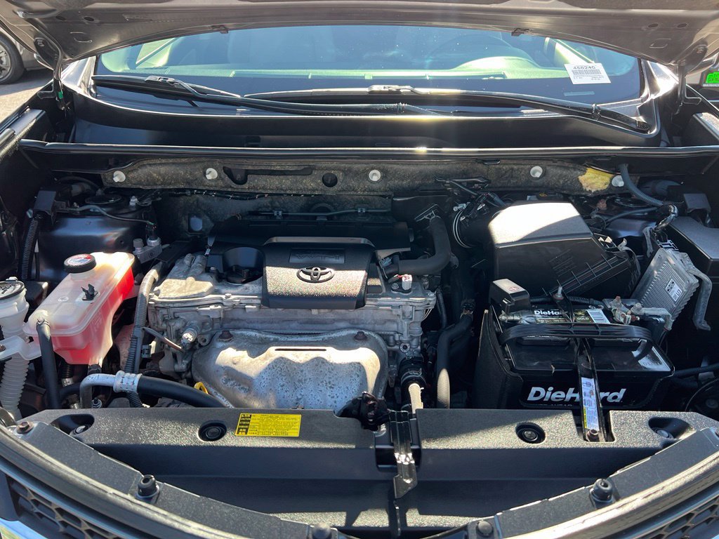 Used 2015 Toyota RAV4 XLE FWD image 39