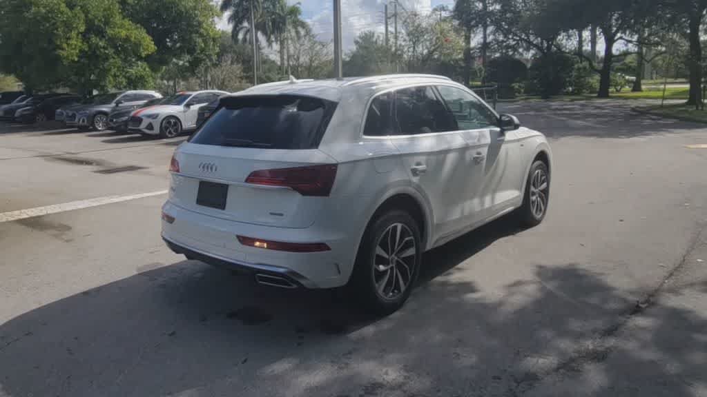 Certified 2024 Audi Q5 2.0T Premium w/ Convenience Package AWD/4WD image 8
