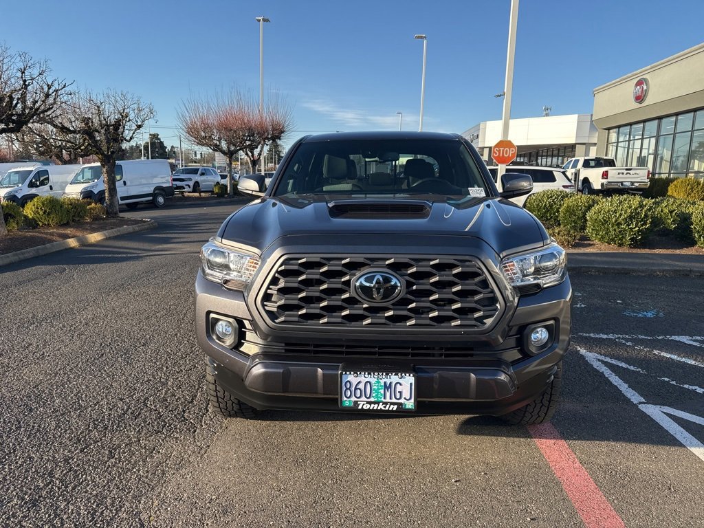 Used 2020 Toyota Tacoma TRD Sport image 2