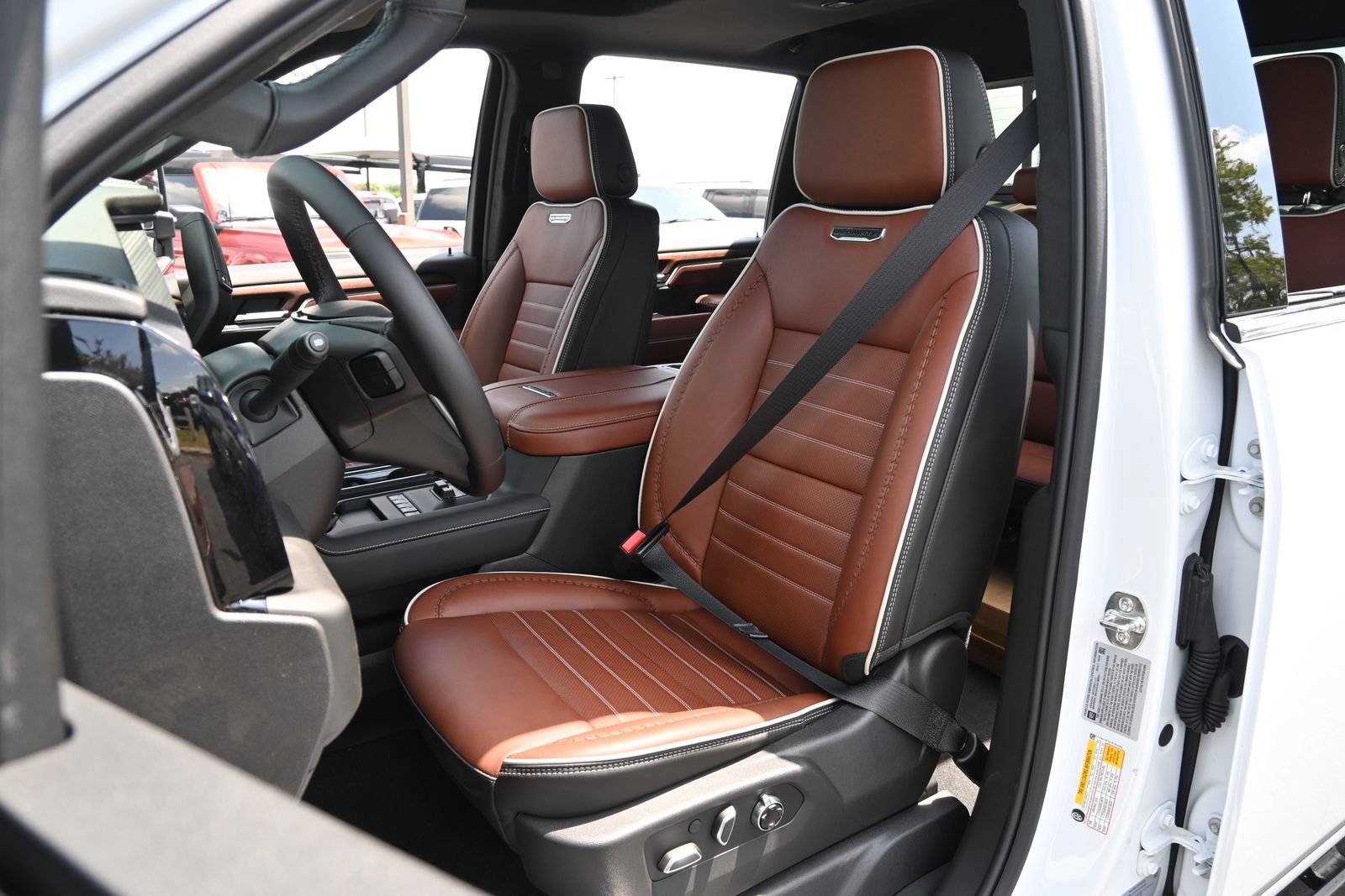New 2026 GMC Sierra 3500 Denali Ultimate AWD/4WD image 18