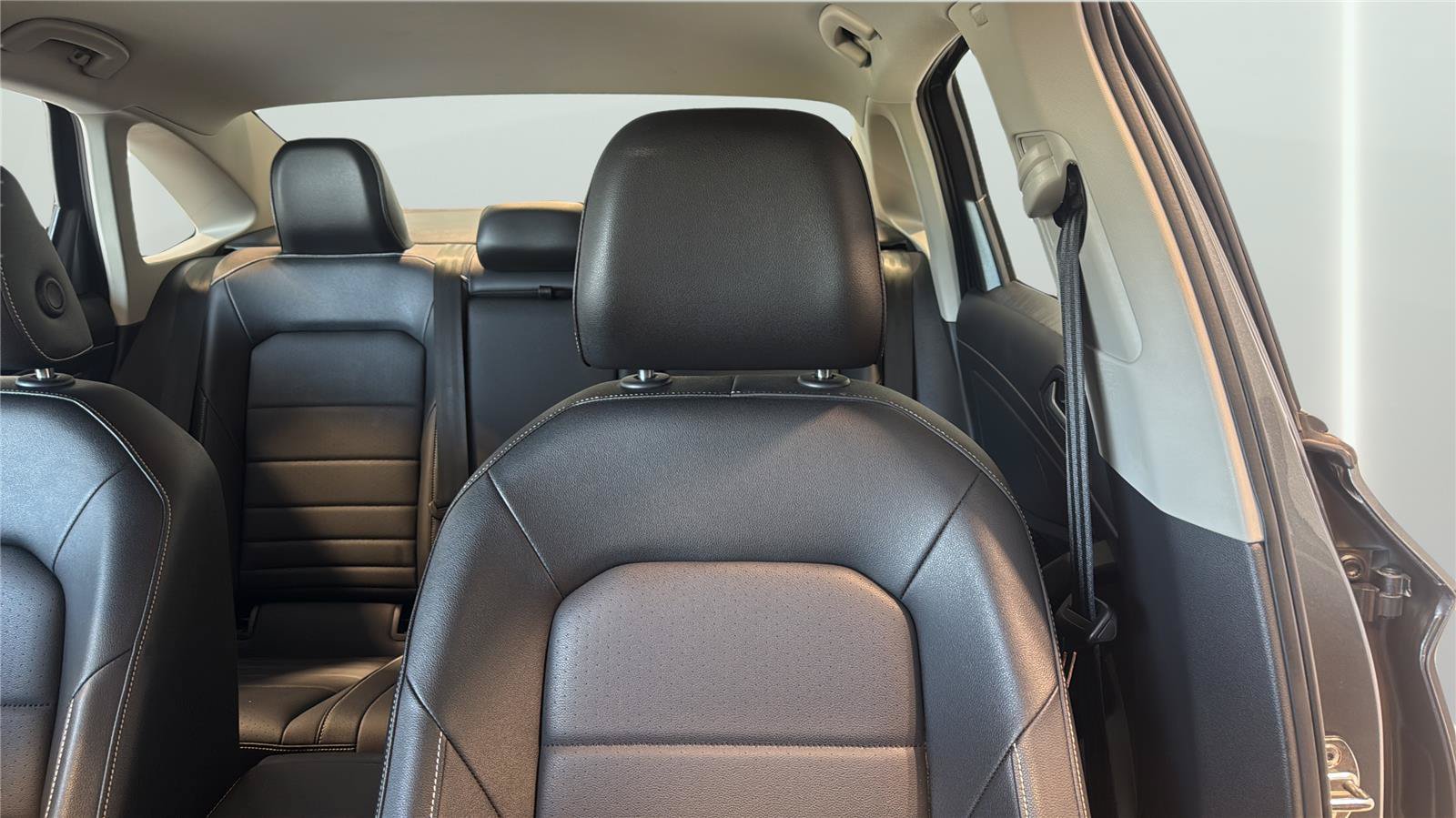 Used 2022 Volkswagen Jetta SE FWD image 23