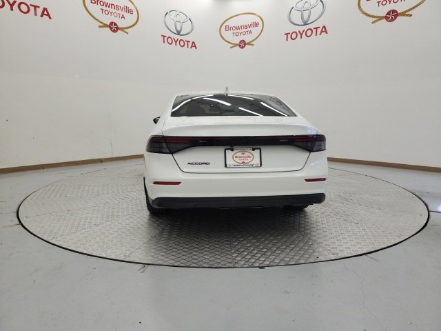 Used 2024 Honda Accord EX image 7