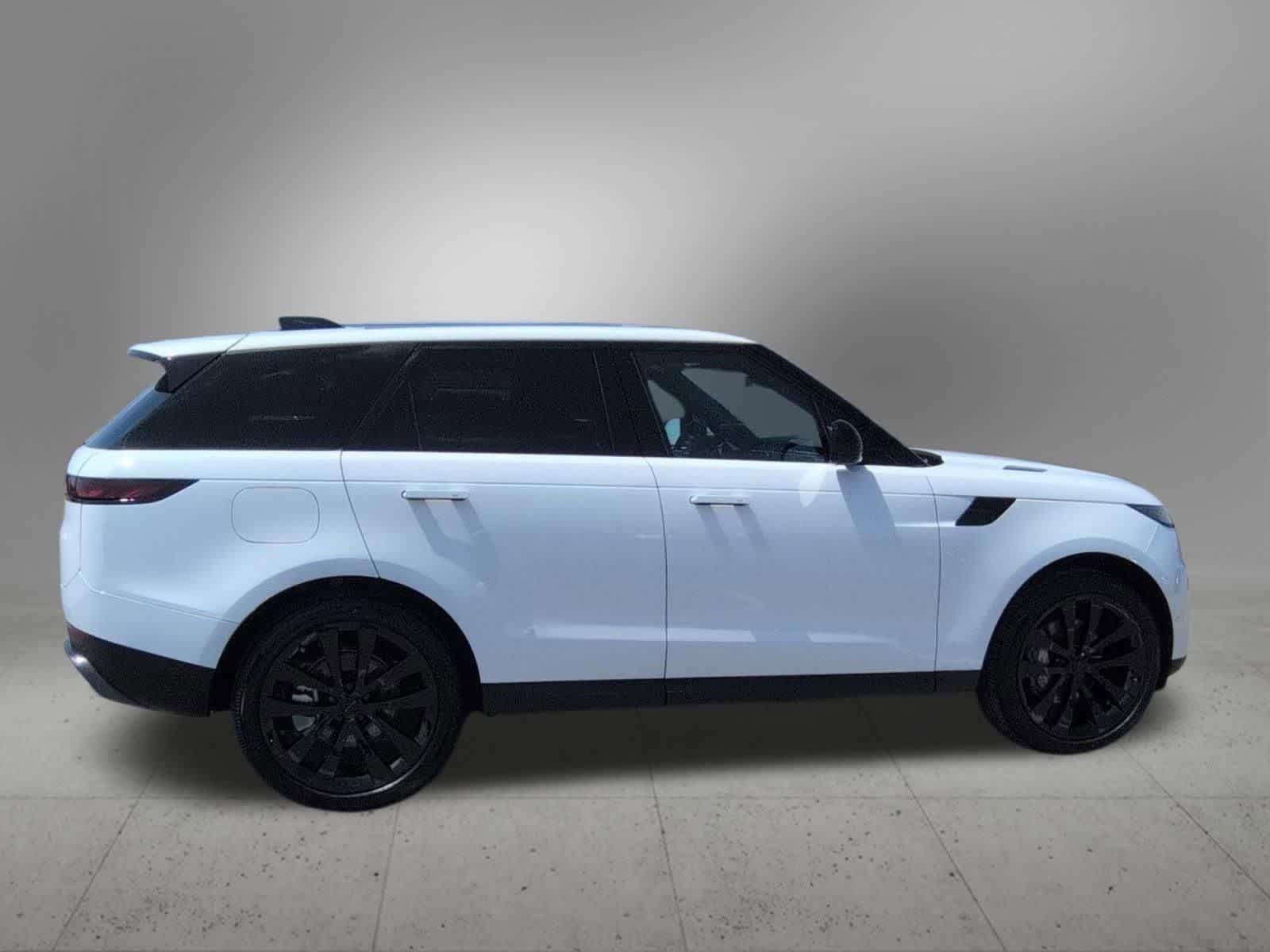Certified 2026 Land Rover Range Rover Sport SE AWD/4WD image 7