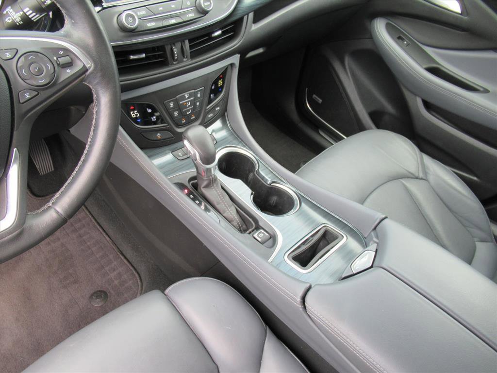 Used 2020 Buick Envision Premium w/ Driver Confidence Package image 18