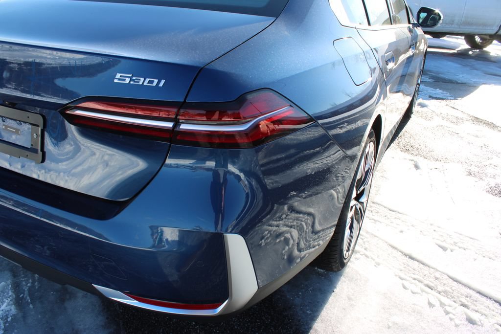 New 2026 BMW 530i xDrive AWD/4WD image 46