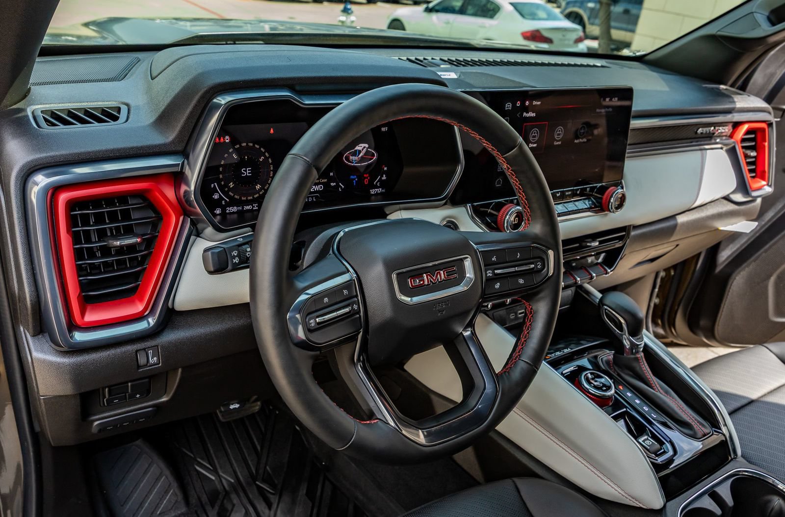 Used 2024 GMC Canyon AT4X w/ AT4X AEV Edition AWD/4WD image 16