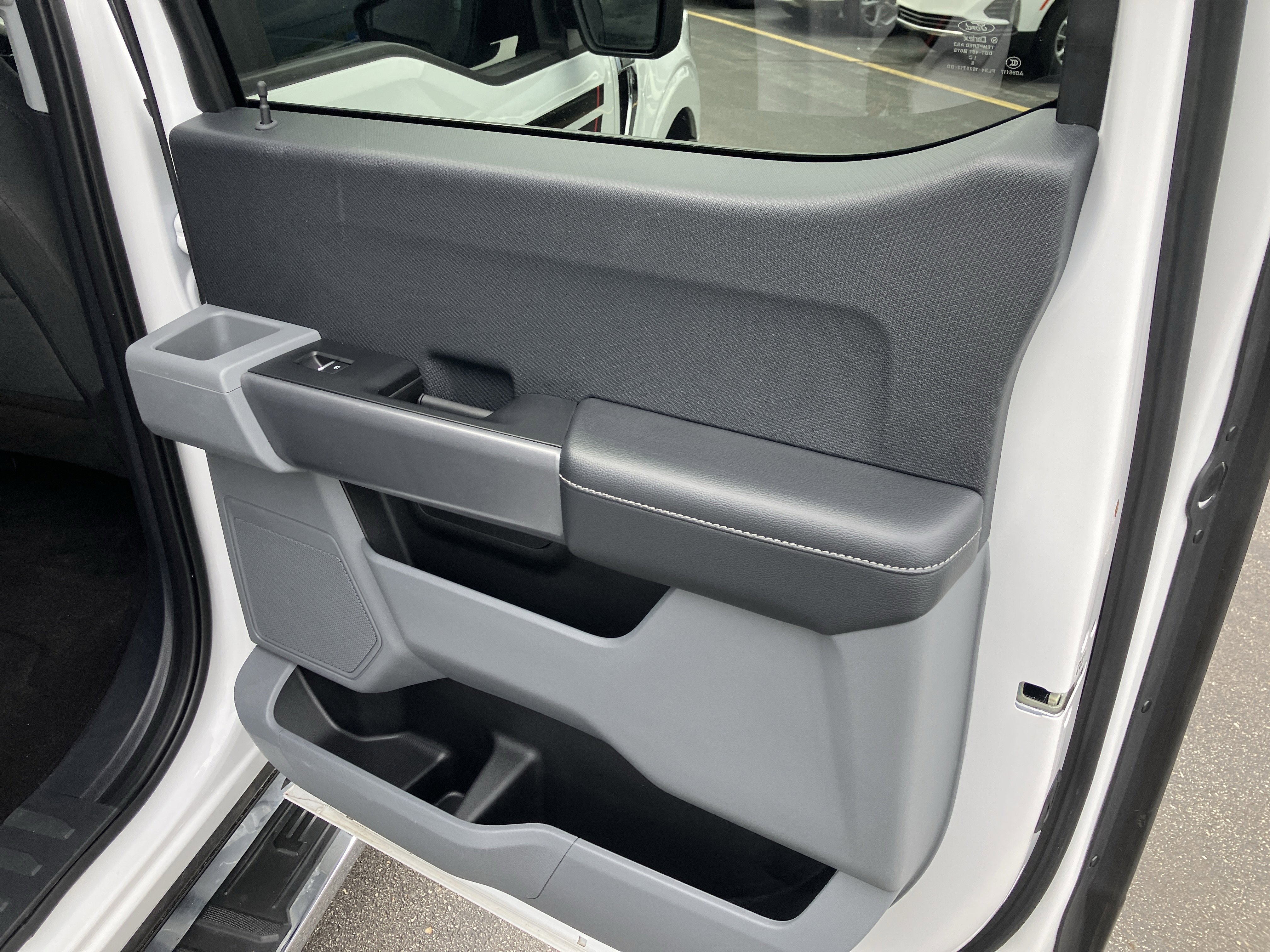 Used 2021 Ford F150 XLT w/ XTR Package image 11