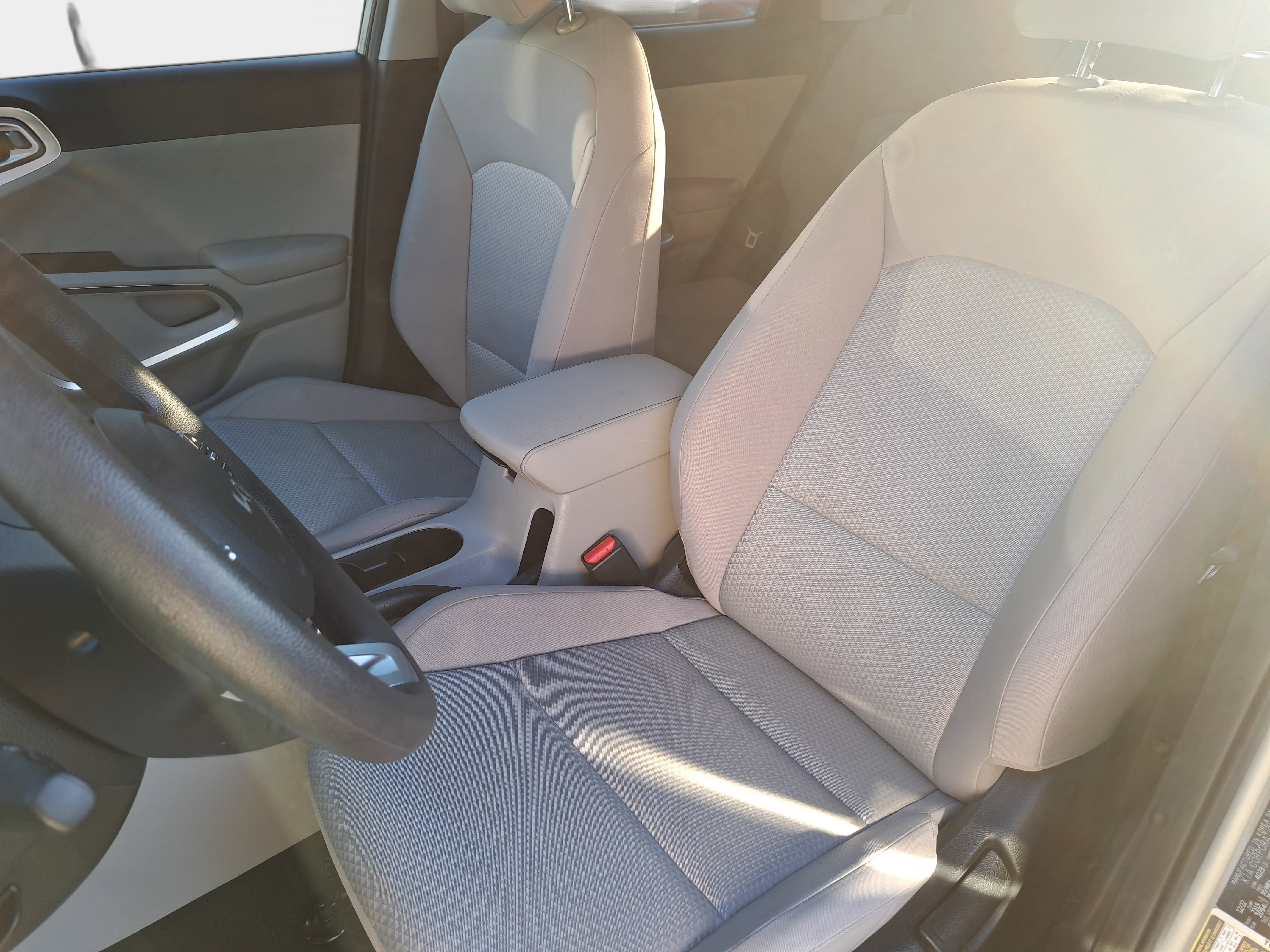 Used 2023 Kia Soul LX image 14