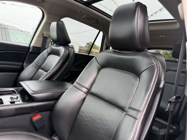 Certified 2023 Lincoln Aviator AWD w/ Premium Package image 10