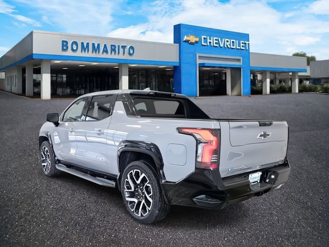 New 2025 Chevrolet Silverado EV RST image 3