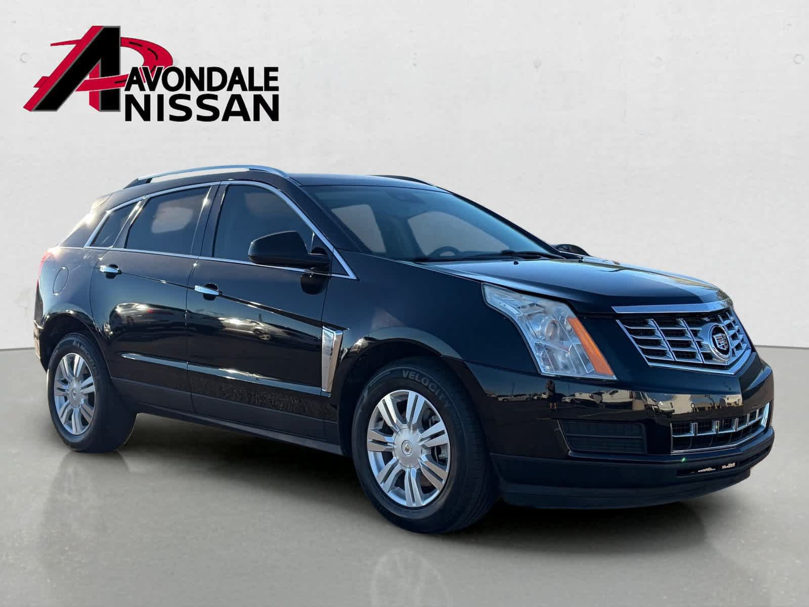 Used 2015 Cadillac SRX Luxury w/ Driver Awareness Package FWD image 9