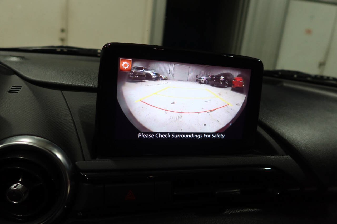 Used 2022 MAZDA MX-5 Miata RF Grand Touring RWD image 23