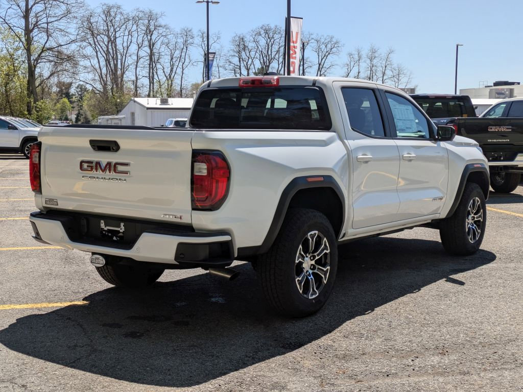 New 2025 GMC Canyon AT4 w/ Technology Plus Package AWD/4WD image 7