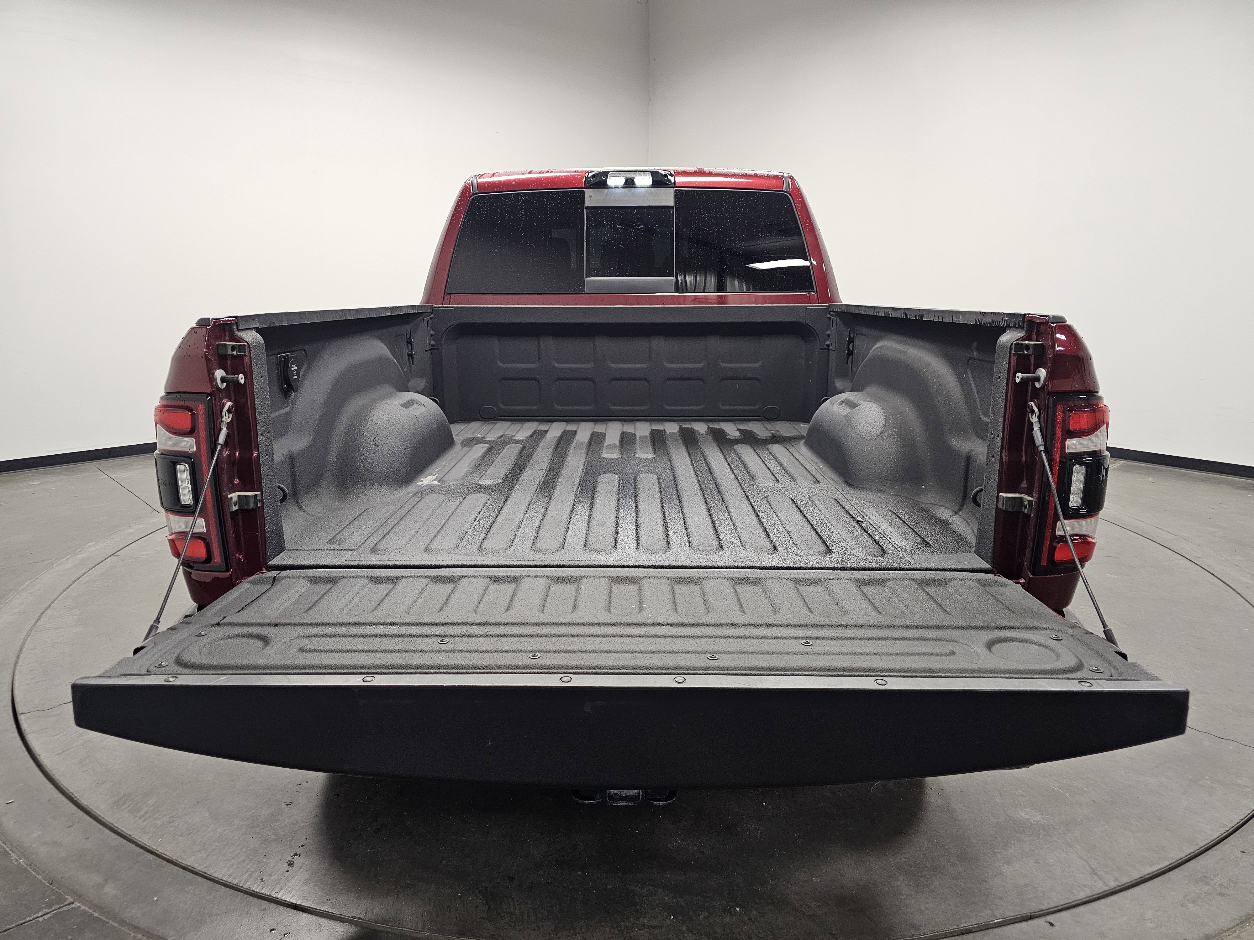 Used 2022 RAM 2500 Limited image 14