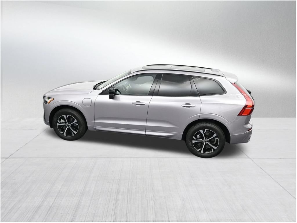New 2026 Volvo XC60 T8 Core AWD/4WD image 14