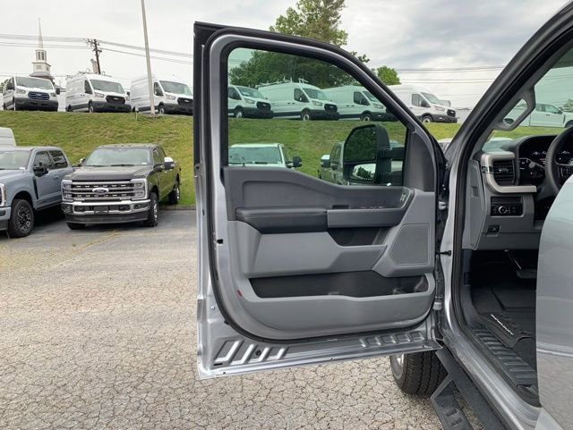 Certified 2023 Ford F250 XLT AWD/4WD image 11