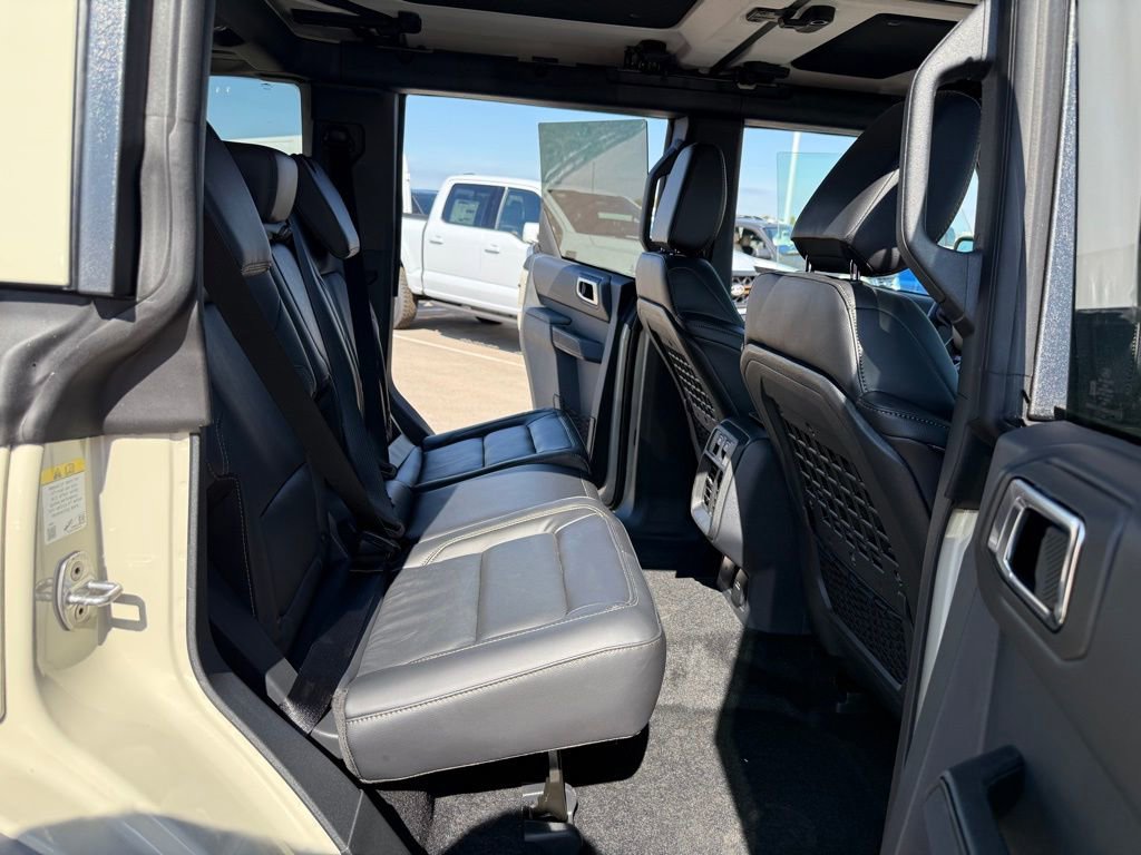 New 2025 Ford Bronco Badlands image 19