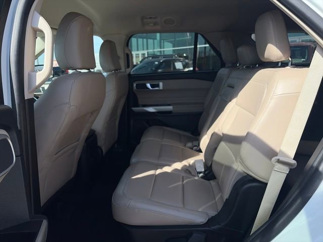 Used 2023 Ford Explorer XLT w/ Equipment Group 202A image 23