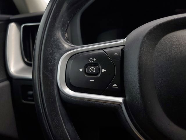 Used 2019 Volvo XC60 T6 Momentum w/ Premium Package AWD/4WD image 24