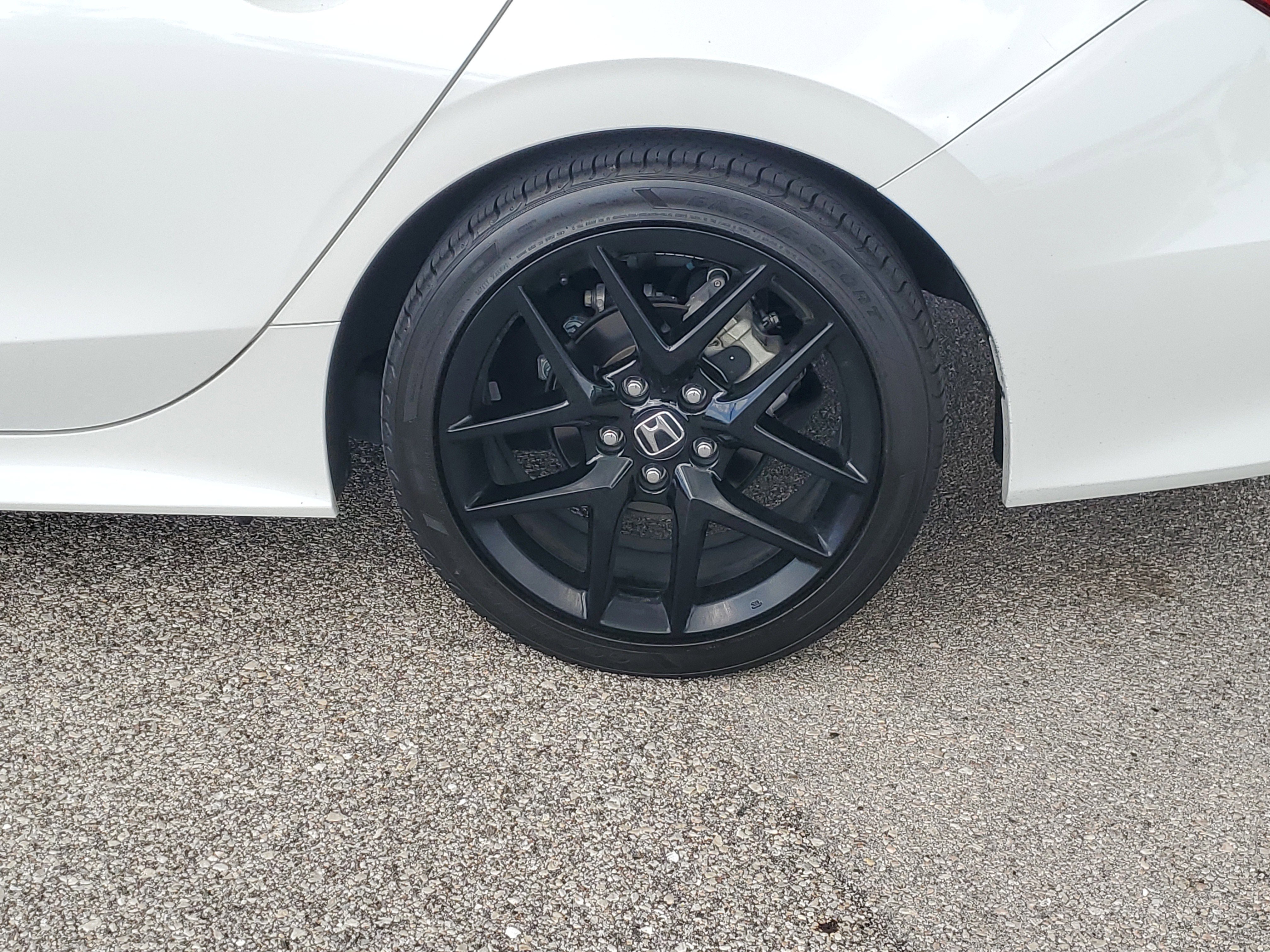 Used 2024 Honda Civic Sport image 11