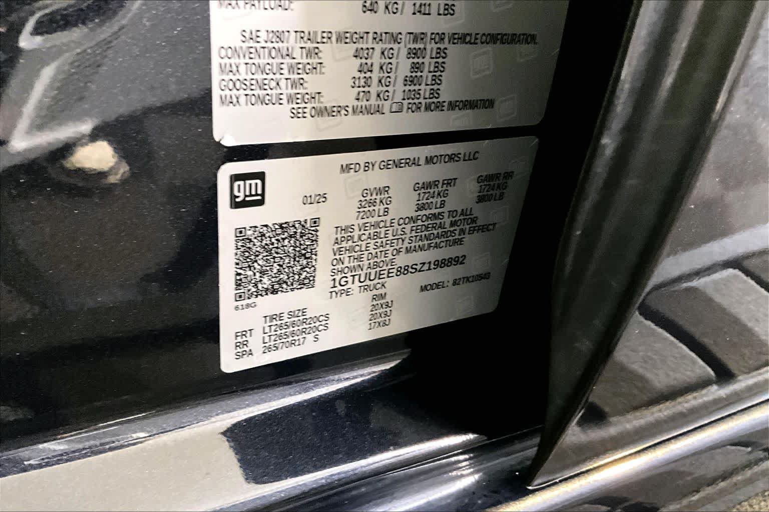 Used 2025 GMC Sierra 1500 AT4 w/ AT4 Premium Package AWD/4WD image 34