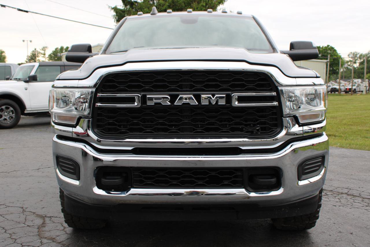 Used 2022 RAM 2500 Tradesman AWD/4WD image 2