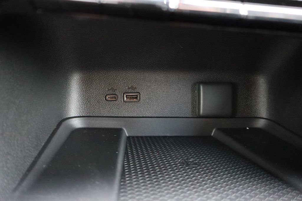 New 2026 Chevrolet Traverse LT w/ Midnight/Sport Edition image 20