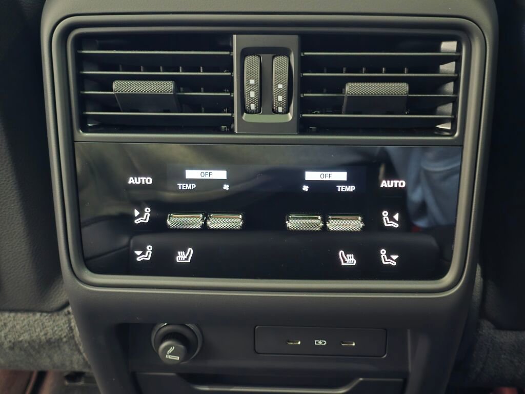 New 2025 Porsche Cayenne S image 20