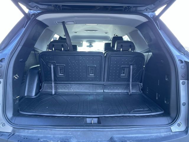 Used 2021 Chevrolet Traverse RS w/ LPO, Floor Liner Package image 27