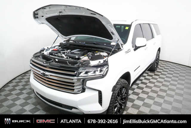 Used 2023 Chevrolet Suburban High Country image 33