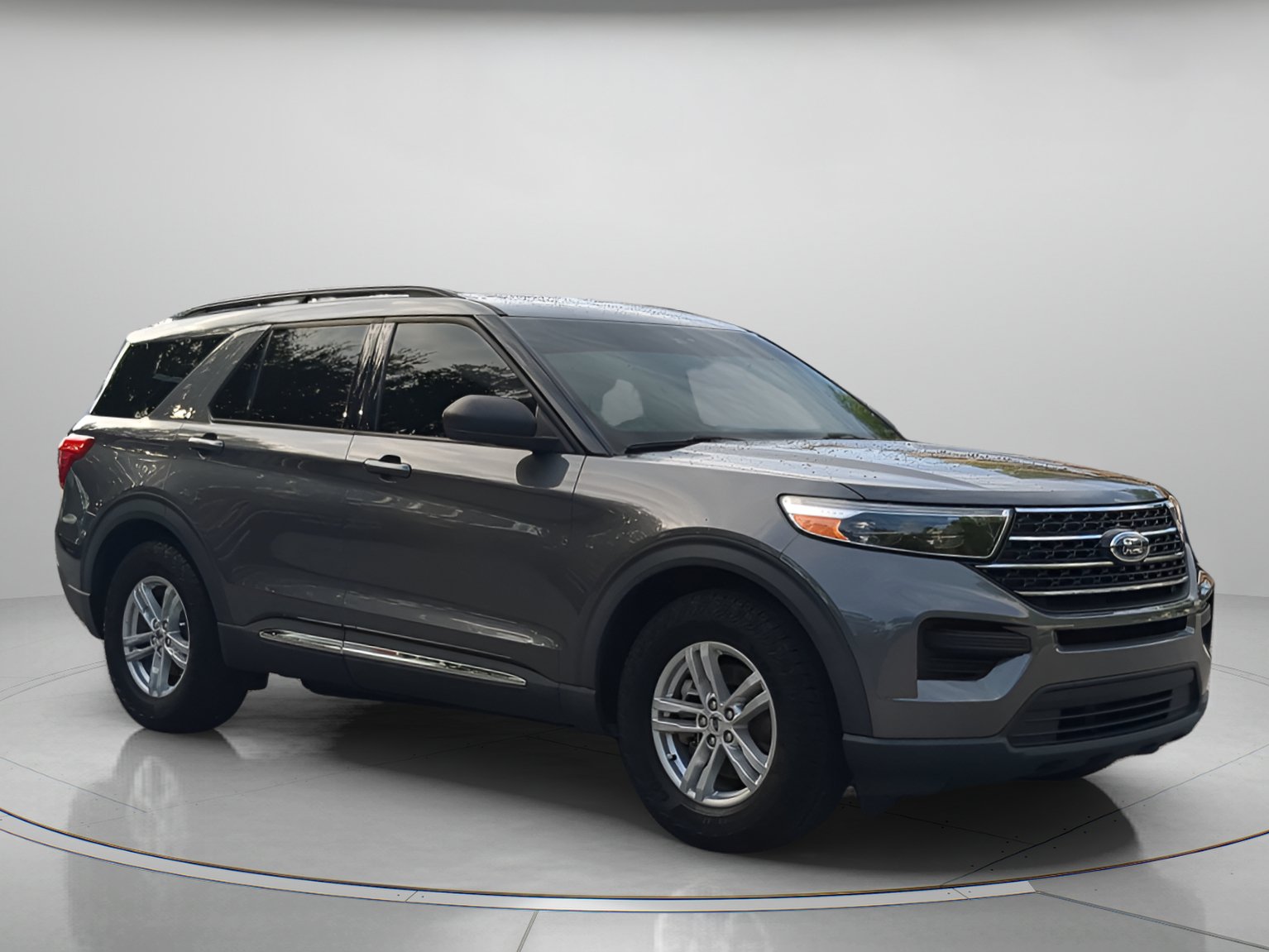 Certified 2021 Ford Explorer XLT RWD image 38