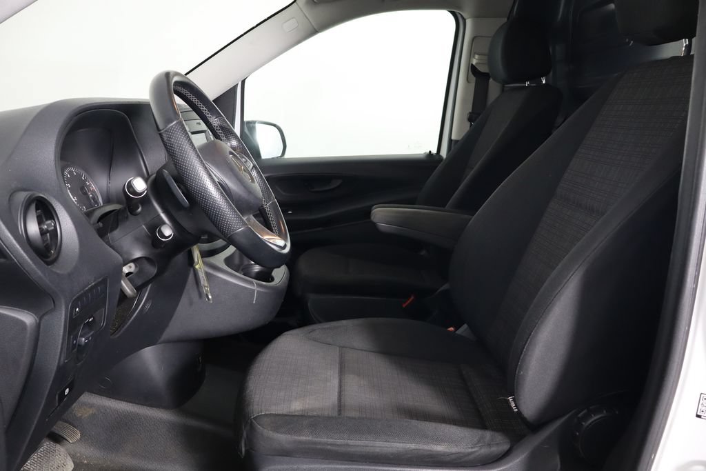 Used 2018 Mercedes-Benz Metris image 7