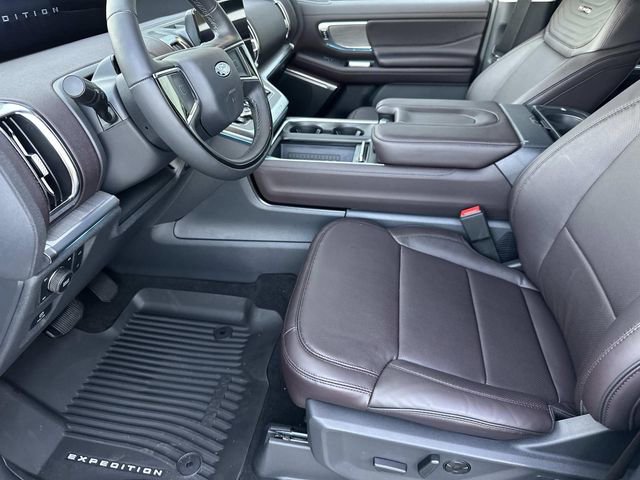 New 2025 Ford Expedition Platinum w/ Platinum Ultimate Package image 22