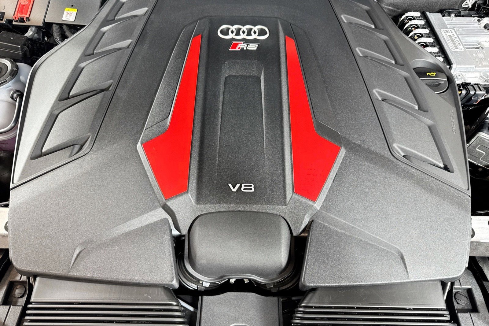 New 2026 Audi RS Q8 performance image 27