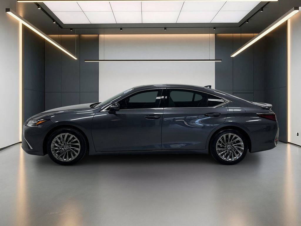 Used 2024 Lexus ES 300h Ultra Luxury FWD image 2